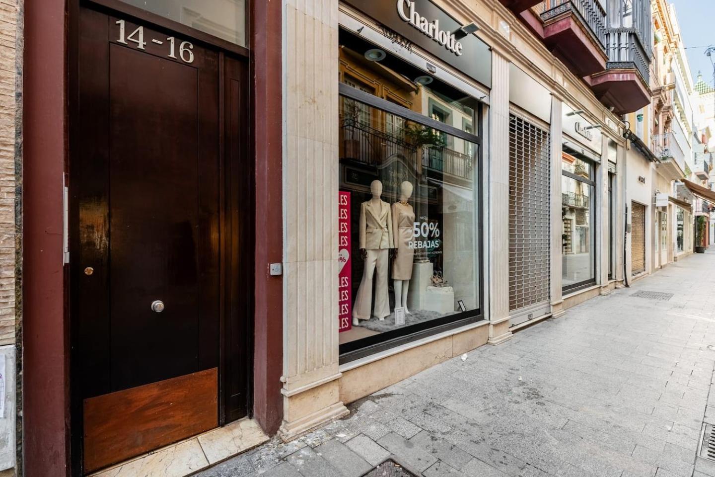 Komodo Sierpes: Bright & Classy Central Apartment Sevilla Exterior foto